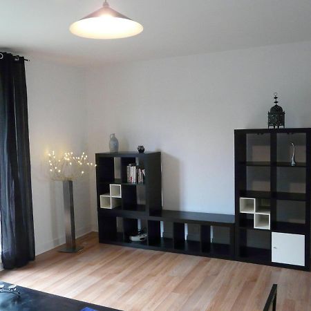 Agreable Appartement A Champigny Sur Marne Шампини сюр Марн Екстериор снимка