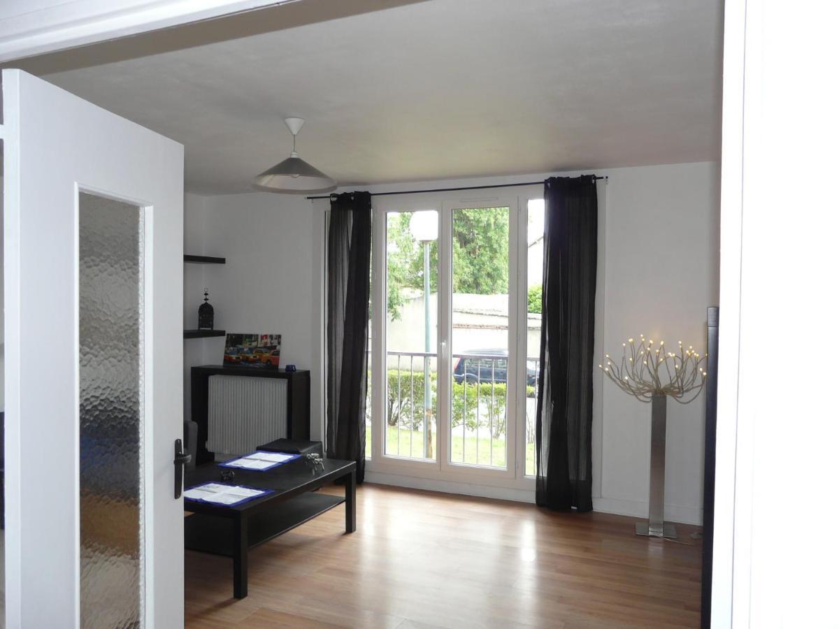 Agreable Appartement A Champigny Sur Marne Шампини сюр Марн Екстериор снимка