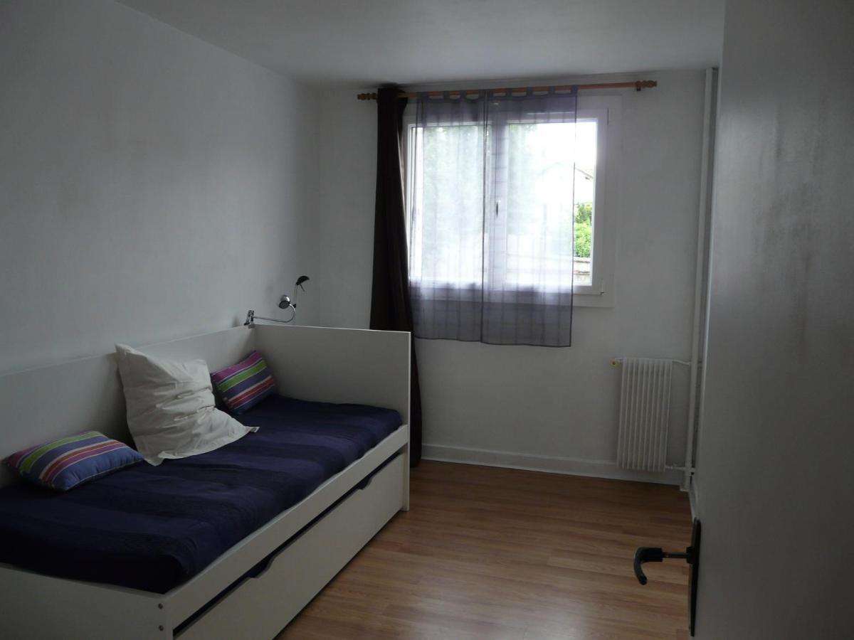 Agreable Appartement A Champigny Sur Marne Шампини сюр Марн Екстериор снимка